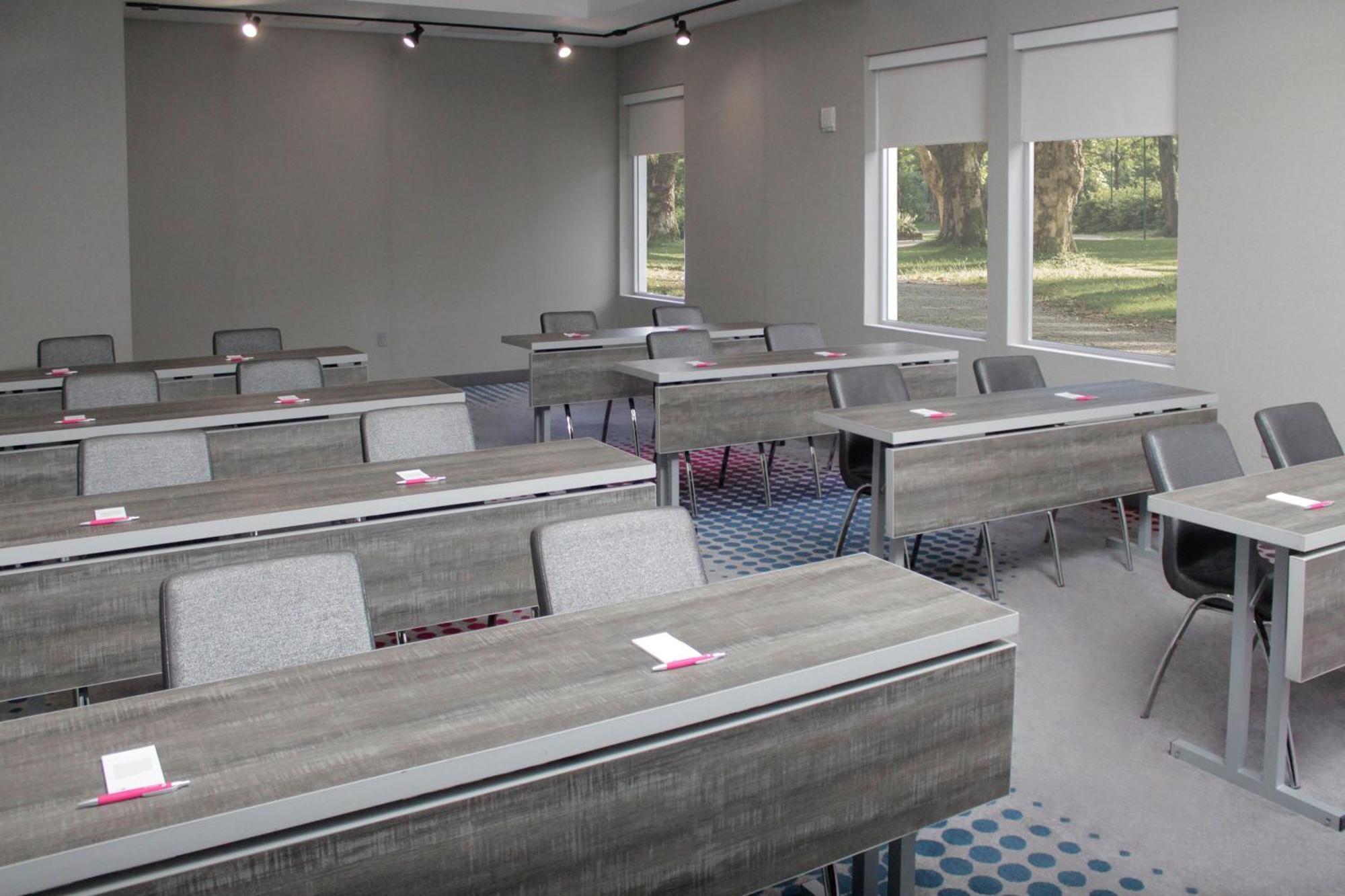 Отель Aloft Miami Дорел Экстерьер фото
